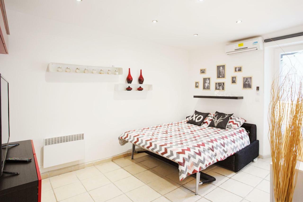 GregBnb-com - Studio Cosy - CLIMATISÉ - WIFI - 15min Gare Tolone Esterno foto