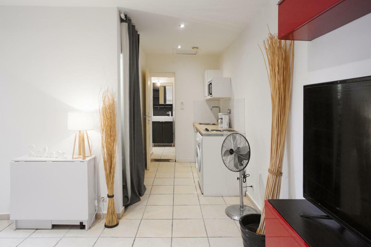 GregBnb-com - Studio Cosy - CLIMATISÉ - WIFI - 15min Gare Tolone Esterno foto